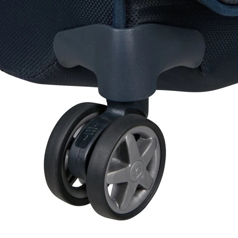 D-Lite Softside 28" Luggage