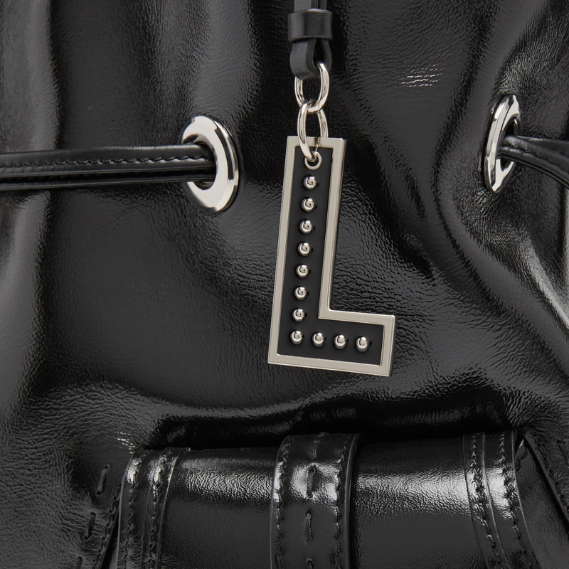 MEDIUM BUCKET BAG