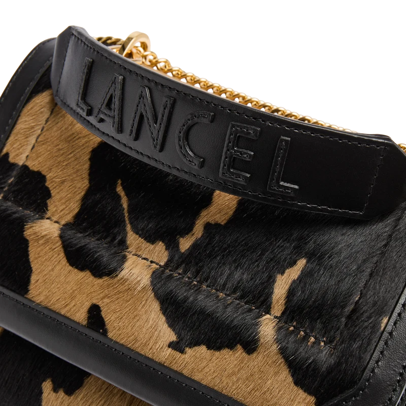 M FLAP BAG
