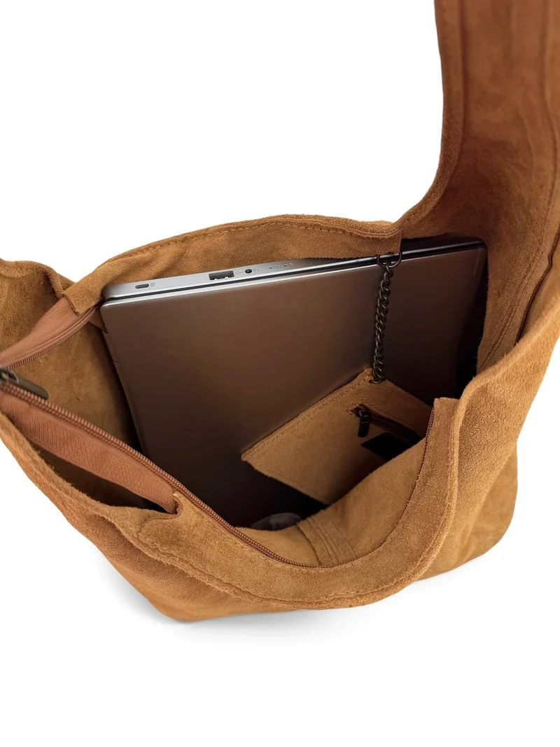 Sac à main de forme HOBO en daim EVA Marron camel clair