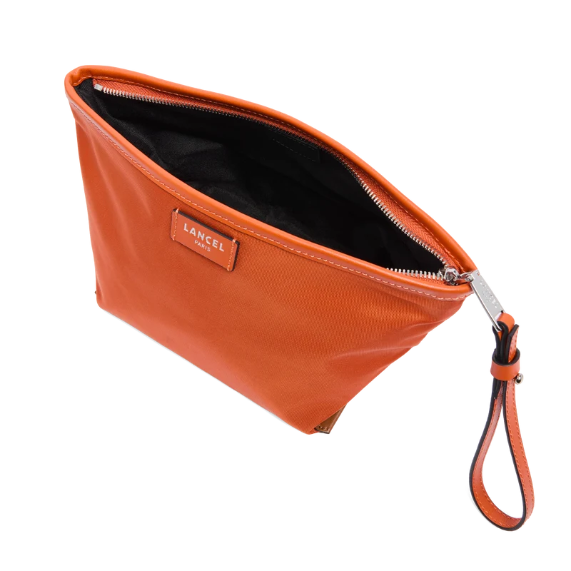 M ZIP WRISTLET POUCH