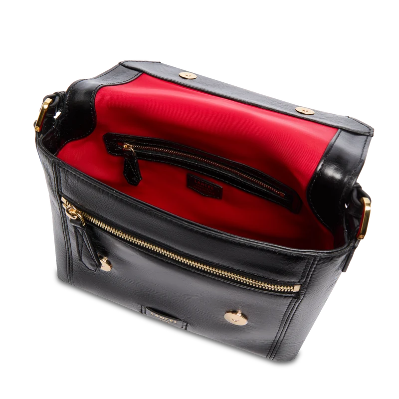 M FLAP BAG
