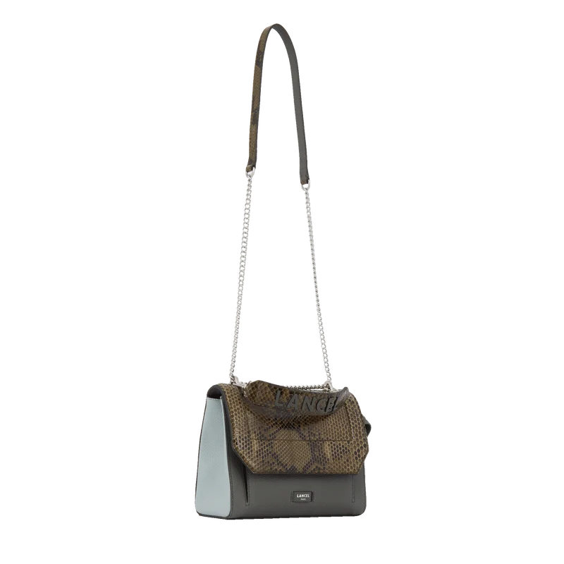 M flap bag