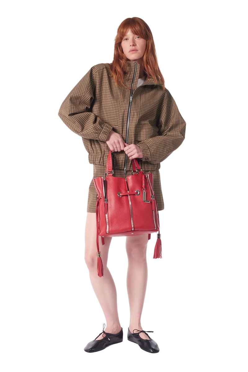 M BUCKET BAG