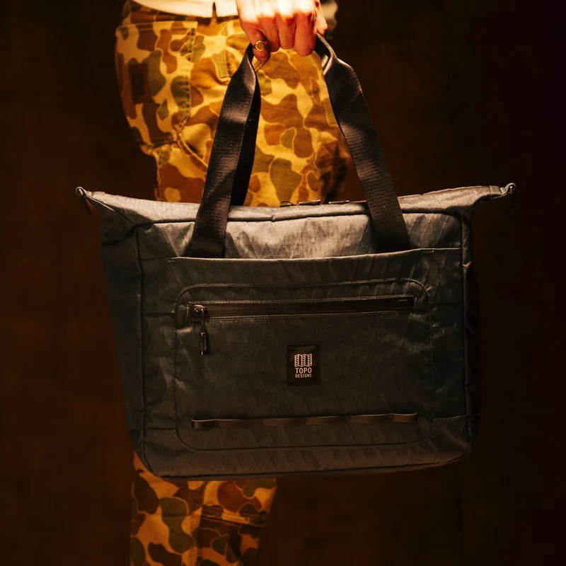 Global Pro Travel Tote 17L