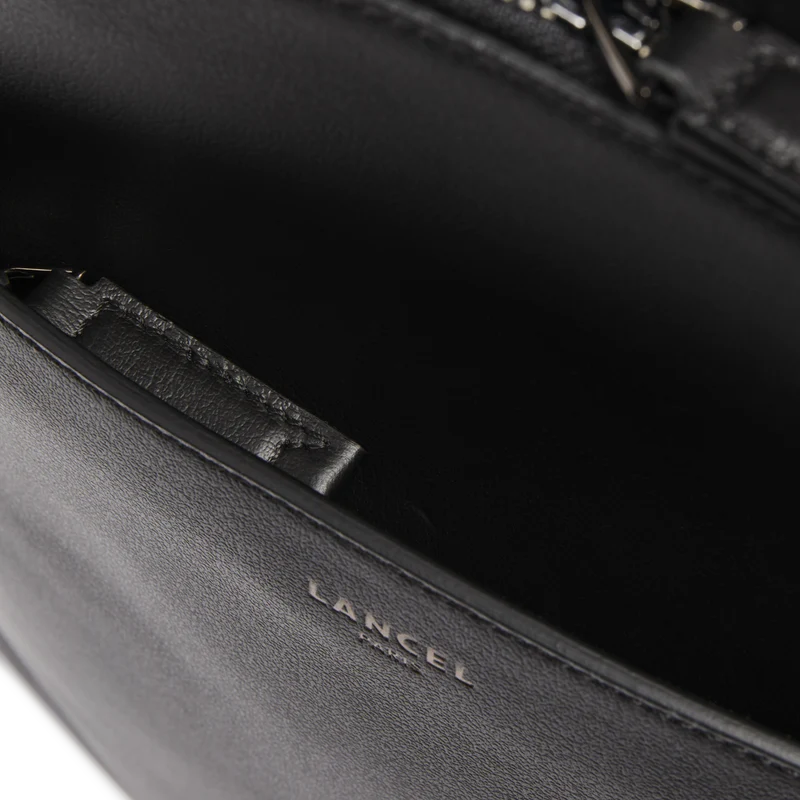 15'6 2-ZIP COMPARTMENT BACKPACK