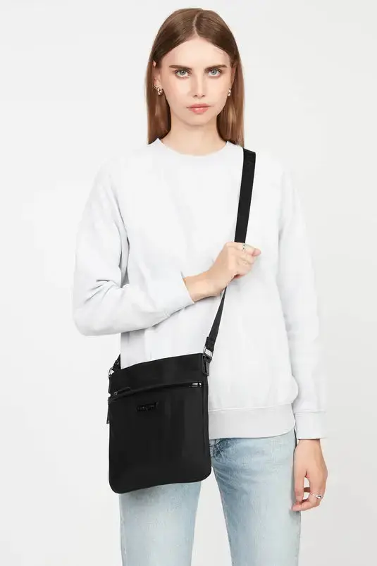 Sac trotteur Lancaster "Basic Verni" 514-59