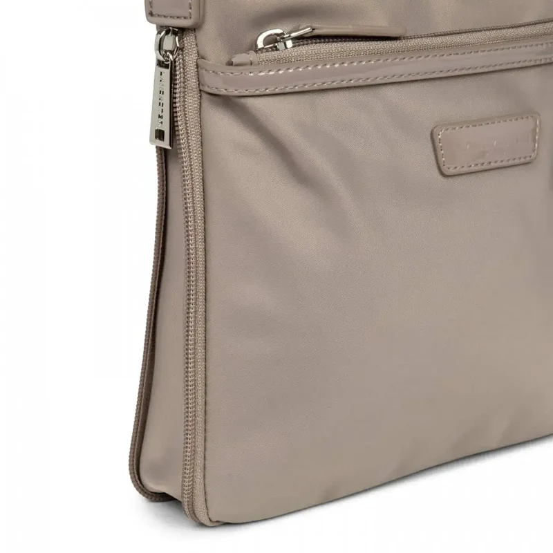 Sac trotteur Lancaster "Basic Verni" 514-59