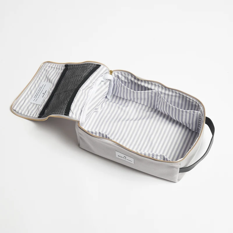 Classic Washbag L