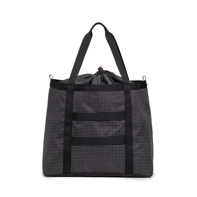Mountain Utility Tote 33L