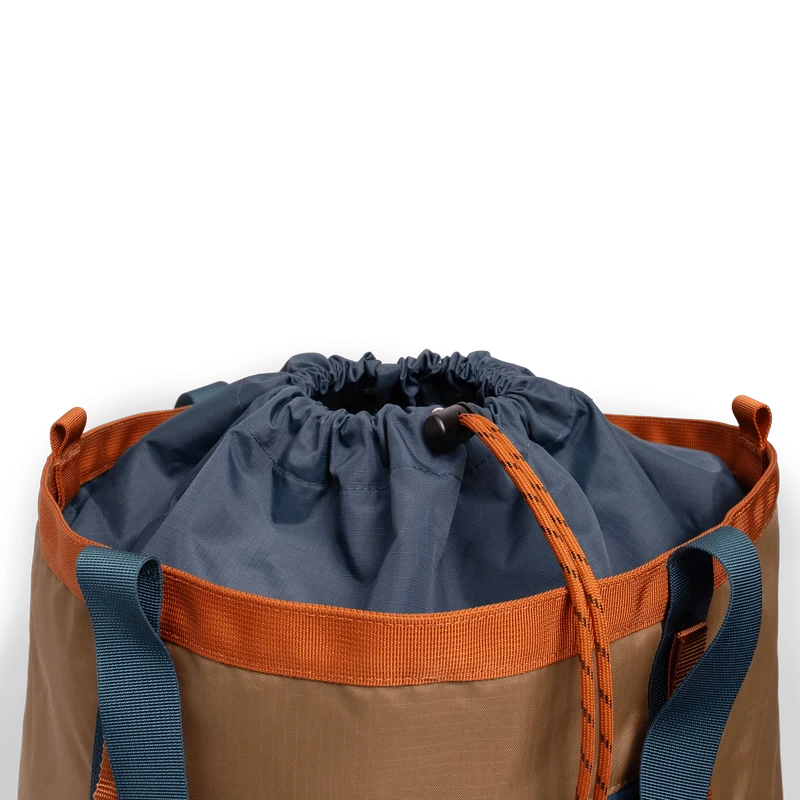 Mountain Utility Tote 33L