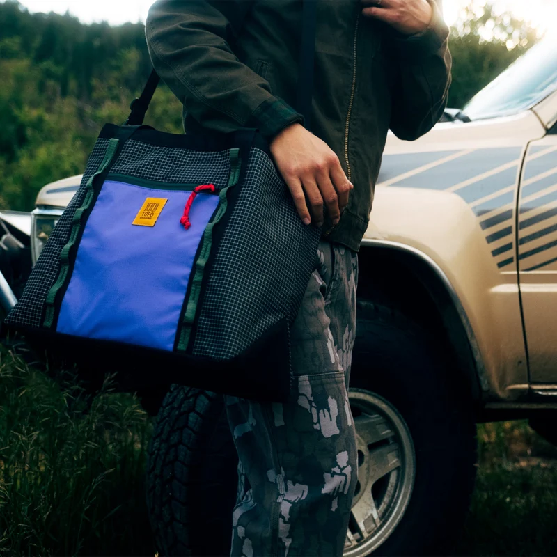 Mountain Utility Tote 33L