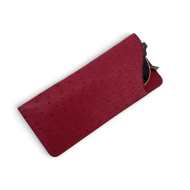 Etui à lunettes en cuir d'autruche édition Haute-couture Rouge bordeaux