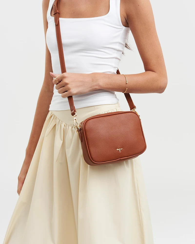 Alice Camera Bag in Tan