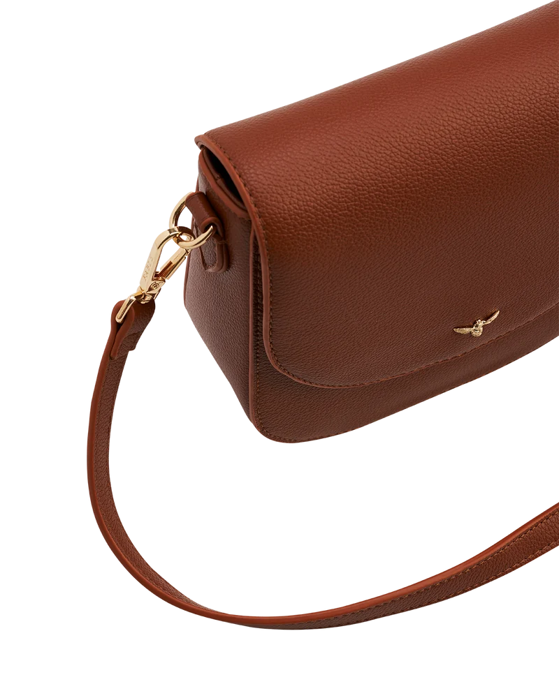 Beth Saddle Crossbody Bag in Tan