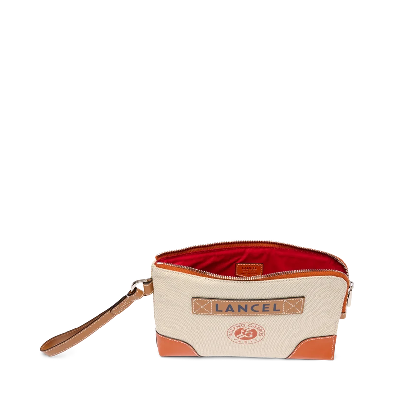 WRISTLET ZIP POUCH
