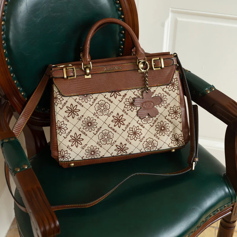 Sac - CLEO 01