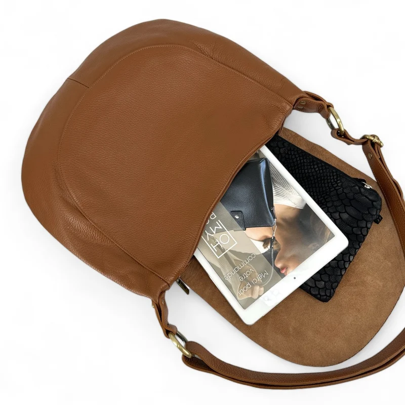 Sac besace à bandoulière en cuir grainé BIG CITIZEN Cognac