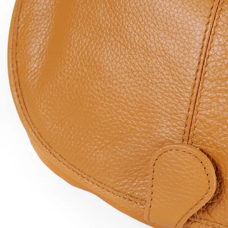 Sac besace bandoulière en cuir grainé PETRA Camel