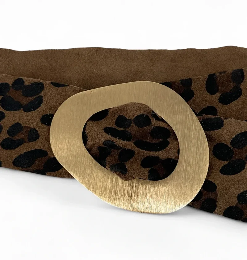 Ceinture en daim imprimé et métal brossé NIKI E.L. LEO Léopard taupe foncé