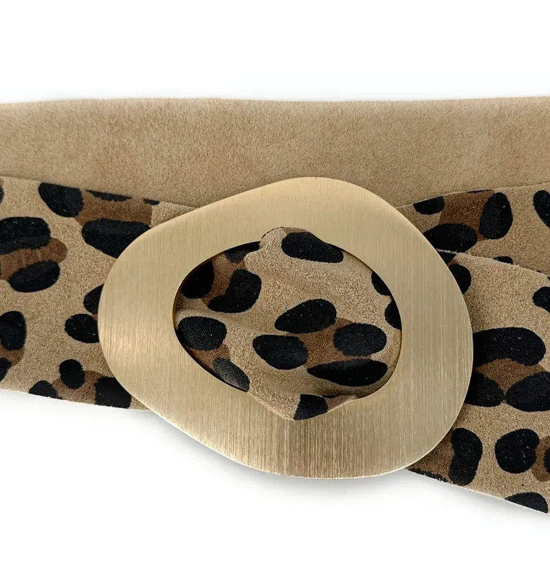 Ceinture en daim imprimé et métal brossé NIKI E.L. LEO Léopard taupe clair