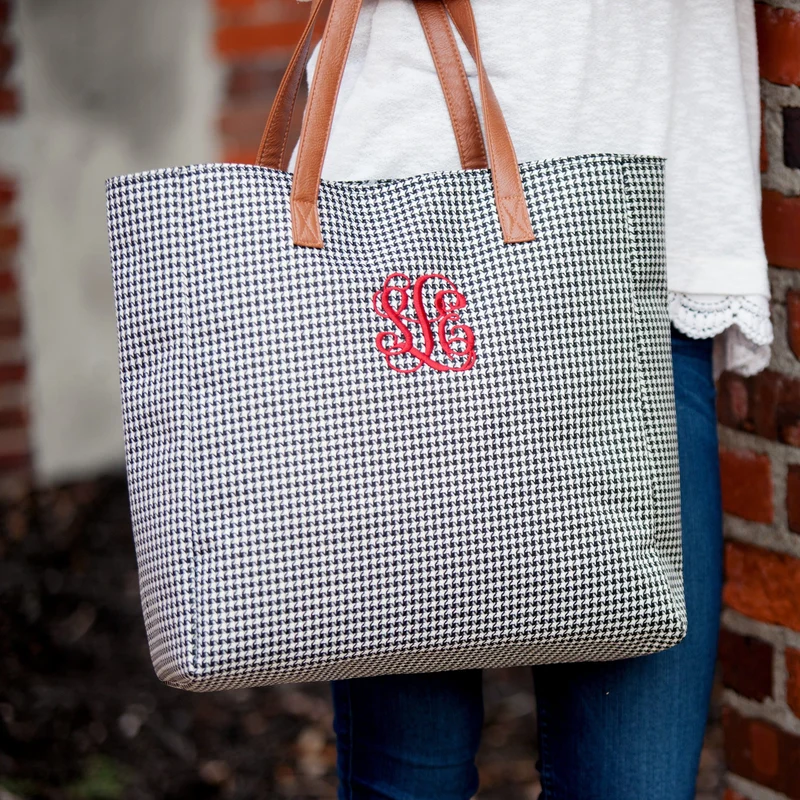 Houndstooth Tote - Personalized