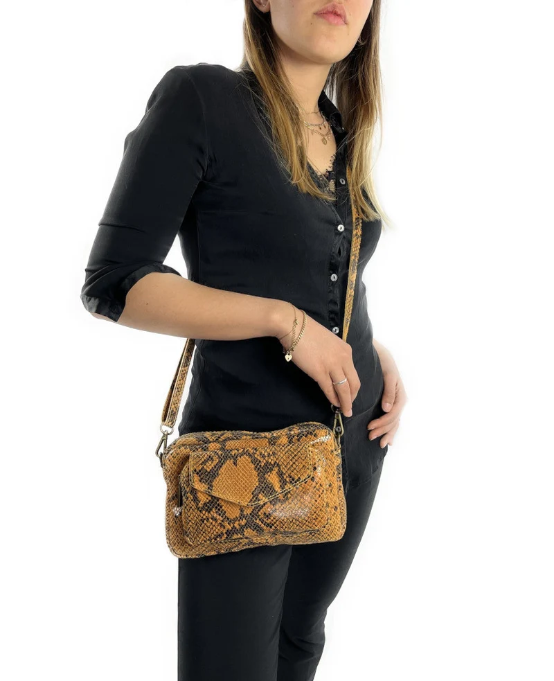 Sac à main trotteur en cuir embossé verni OURASI Serpent savane