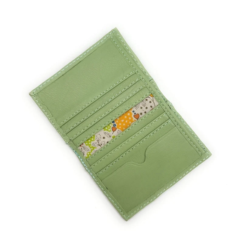 Porte-cartes en cuir lisse IMPRESSION Vert matcha latte