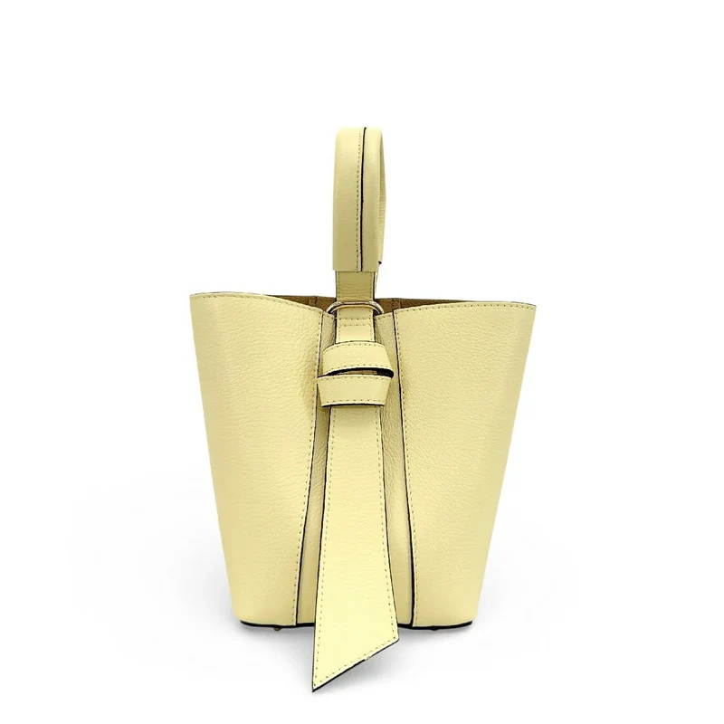 Sac seau et pochette en cuir grainé BIRDIE Soft jaune