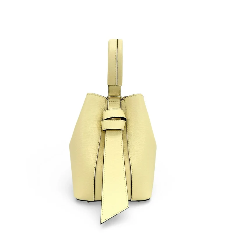 Sac seau et pochette en cuir grainé BIRDIE Soft jaune