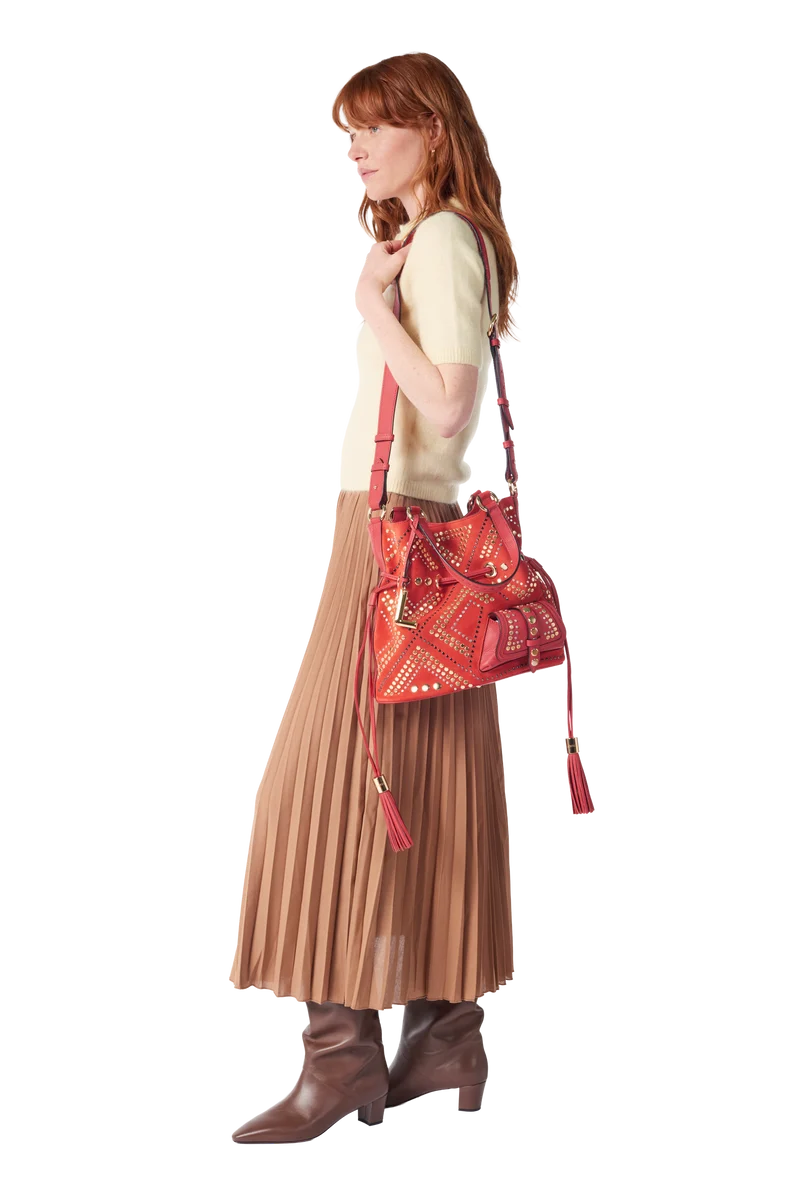 M BUCKET BAG