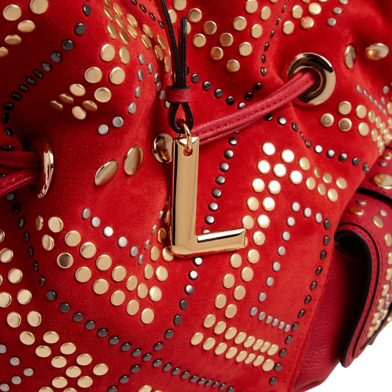 M BUCKET BAG