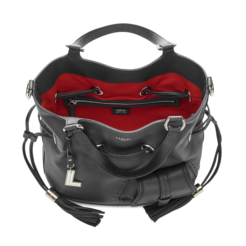 Bucket bag