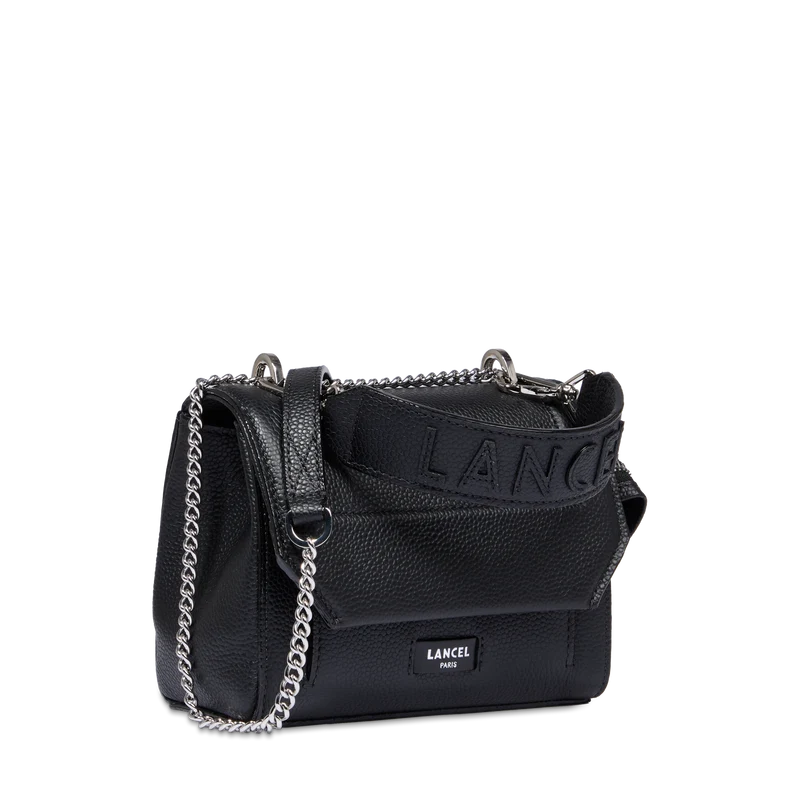 S bag with flap