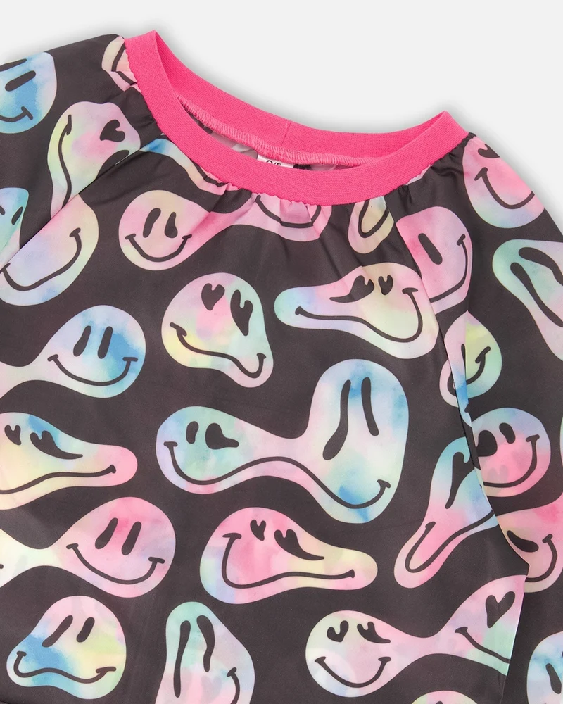 School Apron Smiley Face Girl