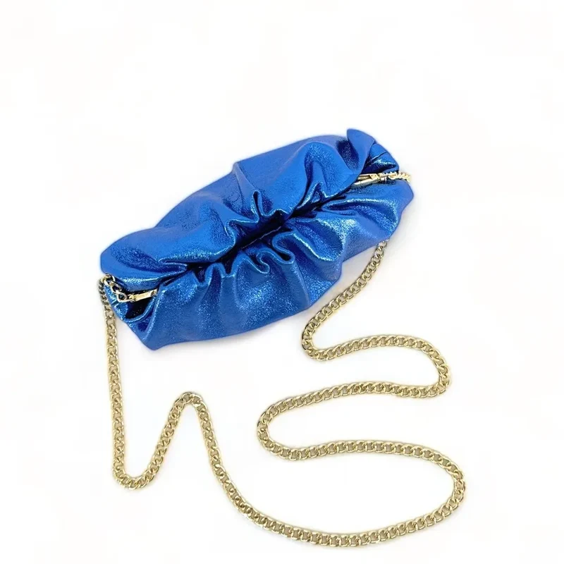 Mini-sac à main pouch en cuir irisé RIO Bleu roi irisé