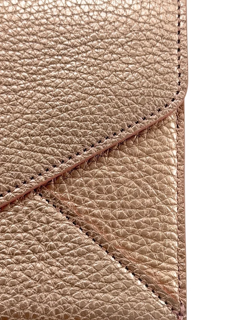 Pochette enveloppe en cuir irisé ROMY Rose gold