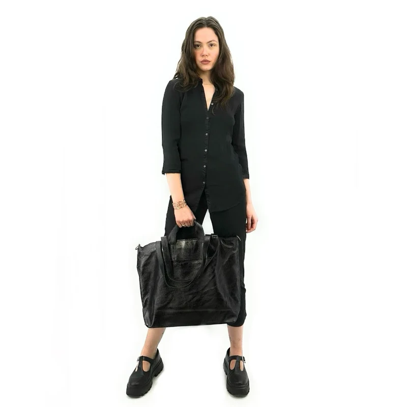 Grand sac cabas en cuir irisé ANDROMEDE Noir irisé