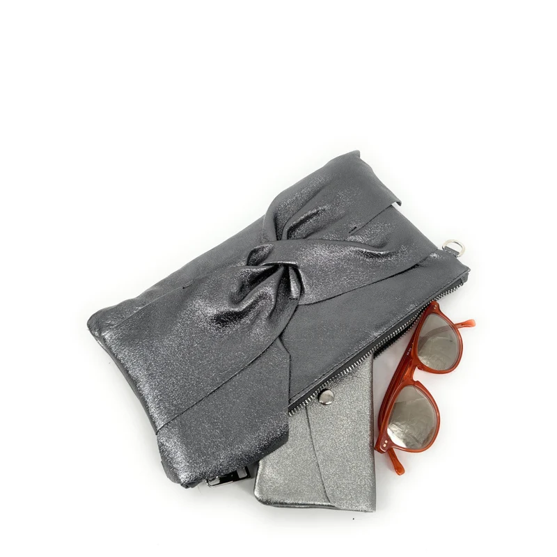 Sac pochette en cuir irisé SHERAZADE Argent foncé