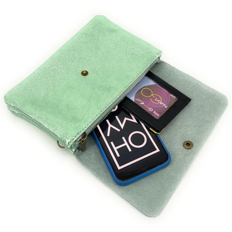 Sac pochette en cuir irisé MAELIA Menthe givrée