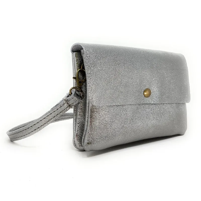 Sac pochette en cuir irisé MAELIA Argent clair