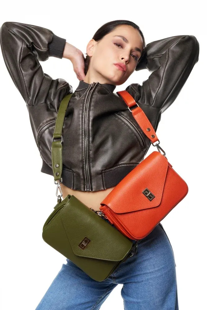 Sac trotteur en cuir grainé BAGGY Vert kaki