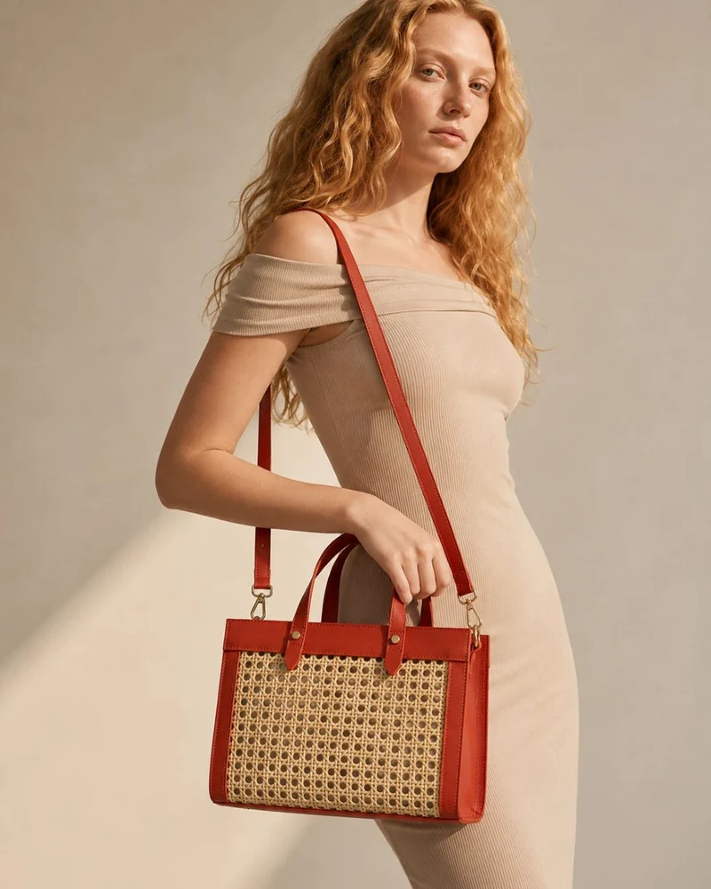 Sac cabas en cuir lisse et rotin THEOLINE Terracotta