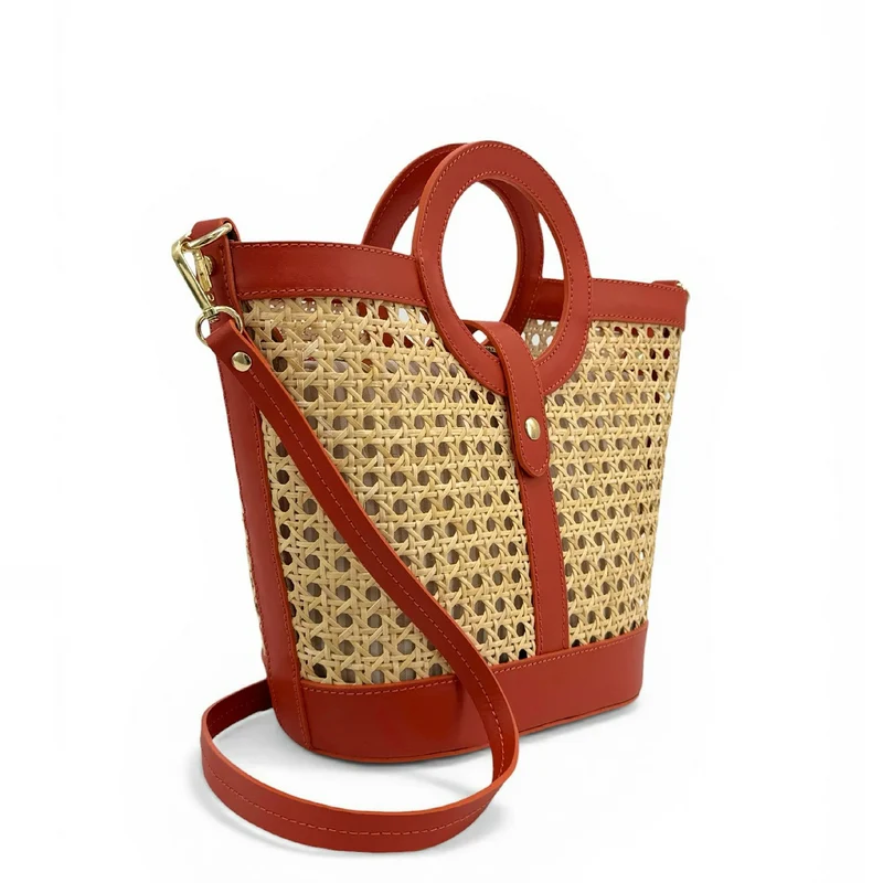 Sac cabas en cuir lisse et rotin ODINE Terracotta