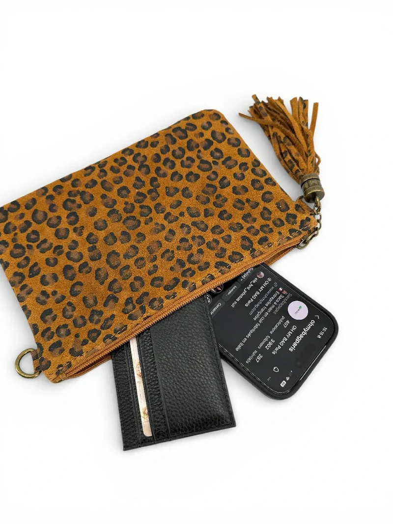 Sac pochette en daim à motif MORGANE JUNGLE Léopard camel