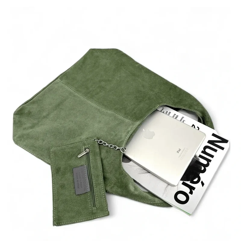 Sac à main de forme HOBO en daim EVA Vert sauge