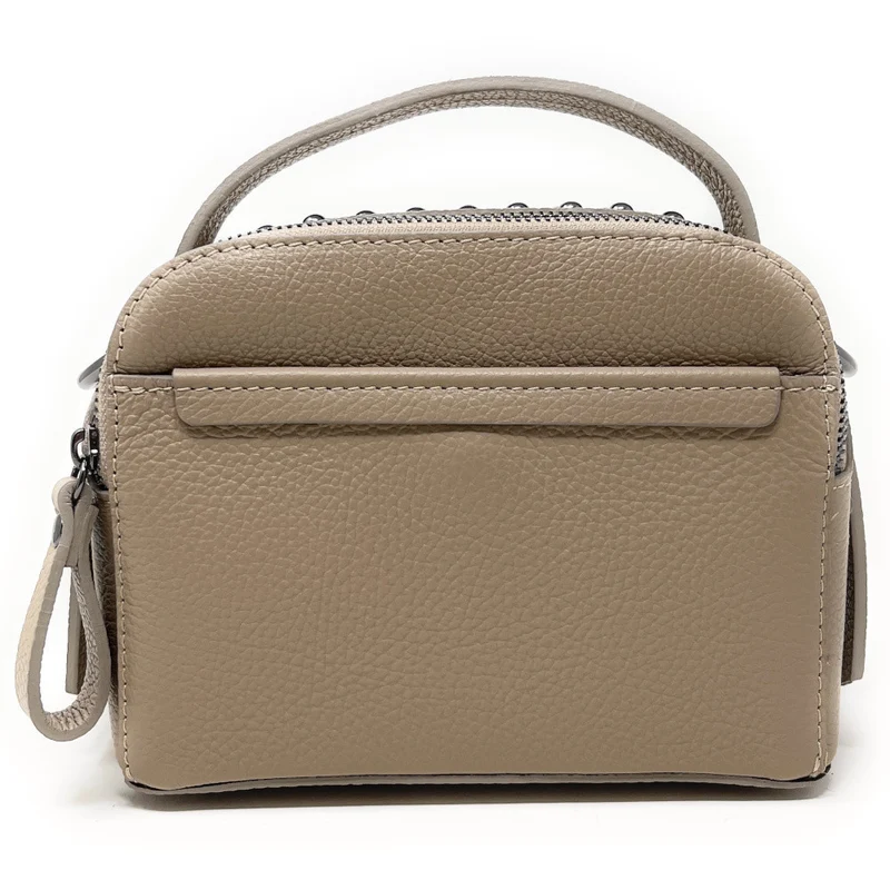 Mini sac à main en cuir grainé clouté AMY Taupe