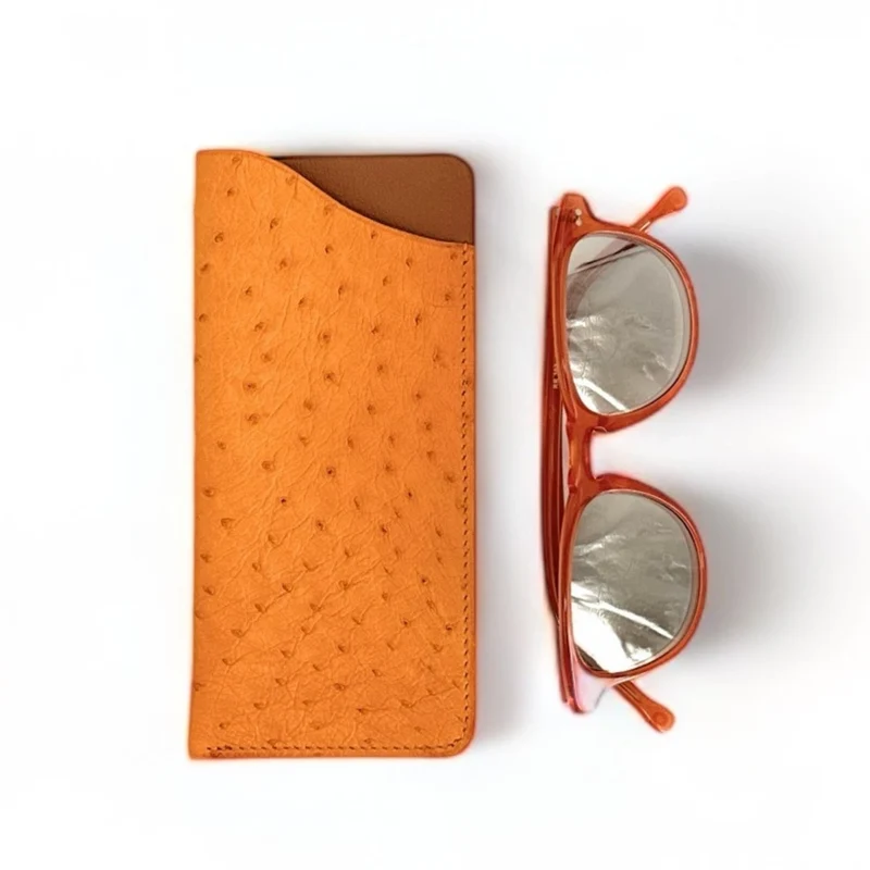 Etui à lunettes en cuir d'autruche édition Haute-couture Orange
