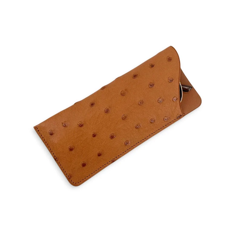 Etui à lunettes en cuir d'autruche édition Haute-couture Marron camel