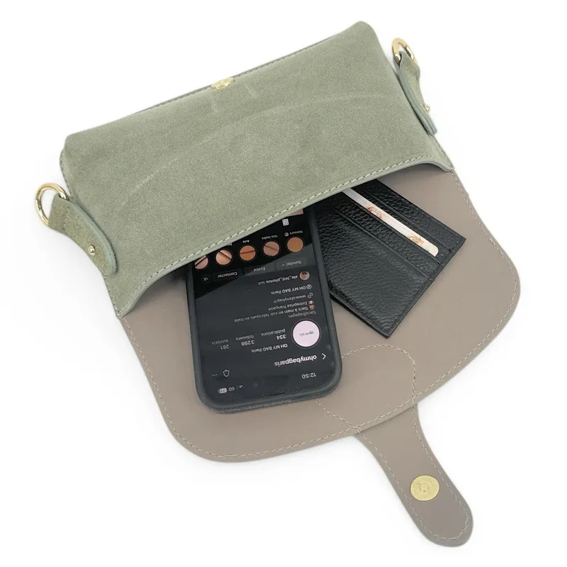 Mini-sac french stick en daim TOSCA SUEDE Vert amande